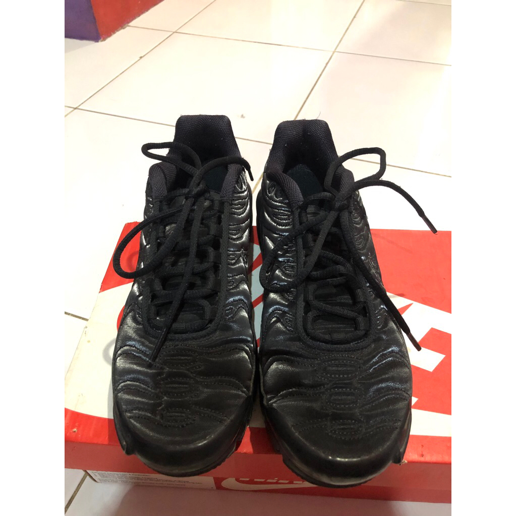 PRELOVED NIKE TN AIR MAX PLUS