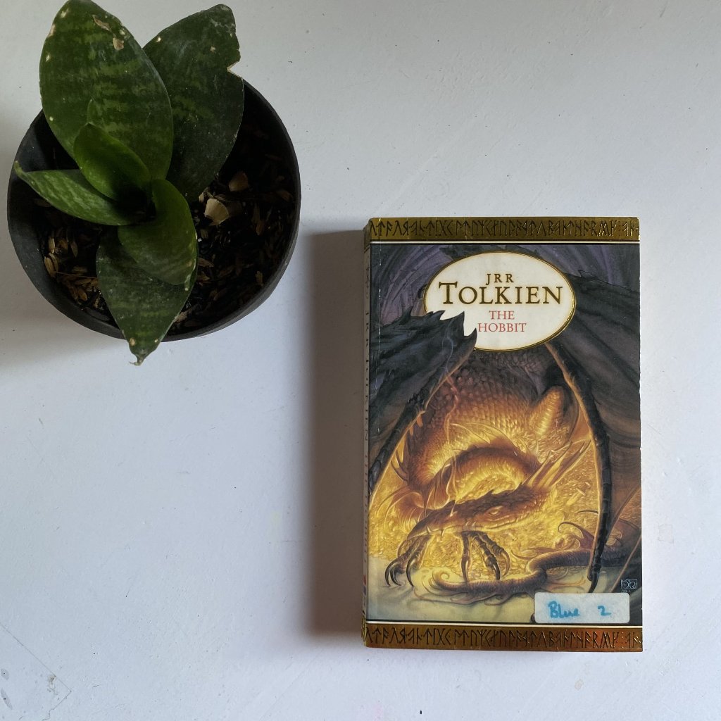 BUKU ORIGINAL I The Hobbit I Oleh JRR Tolkien