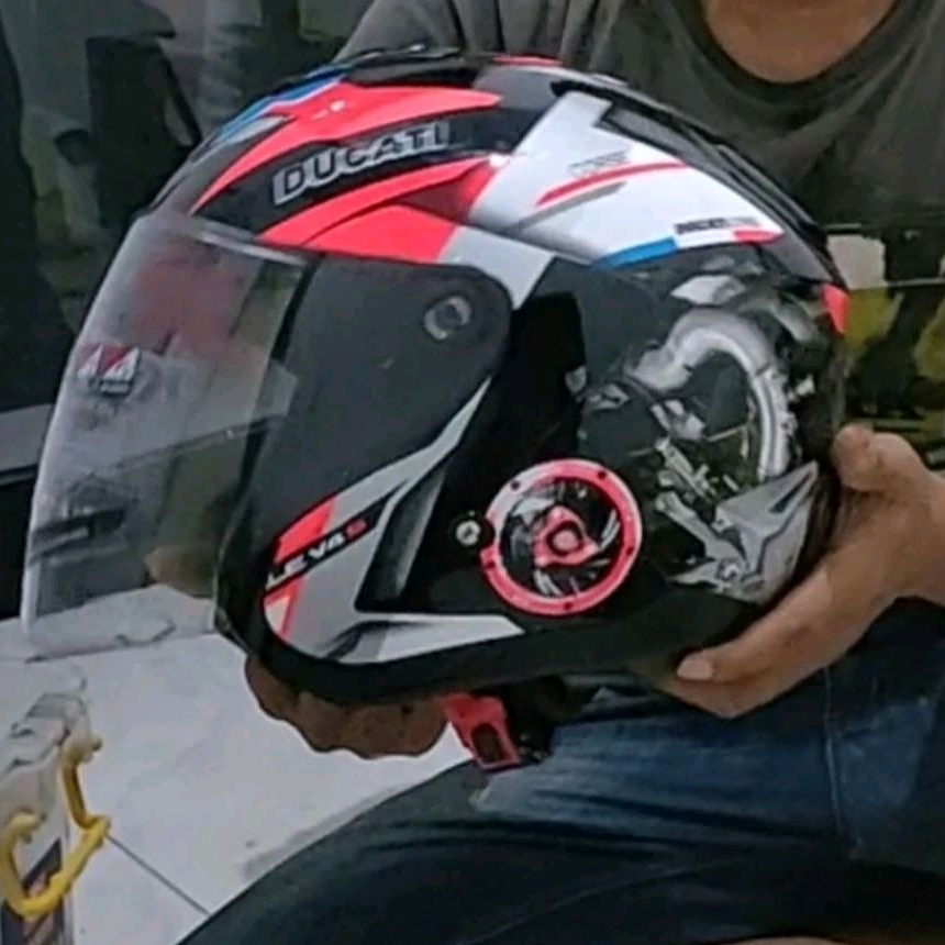 HELM KYT KYOTO REPAINT DUCATI PANIGALE