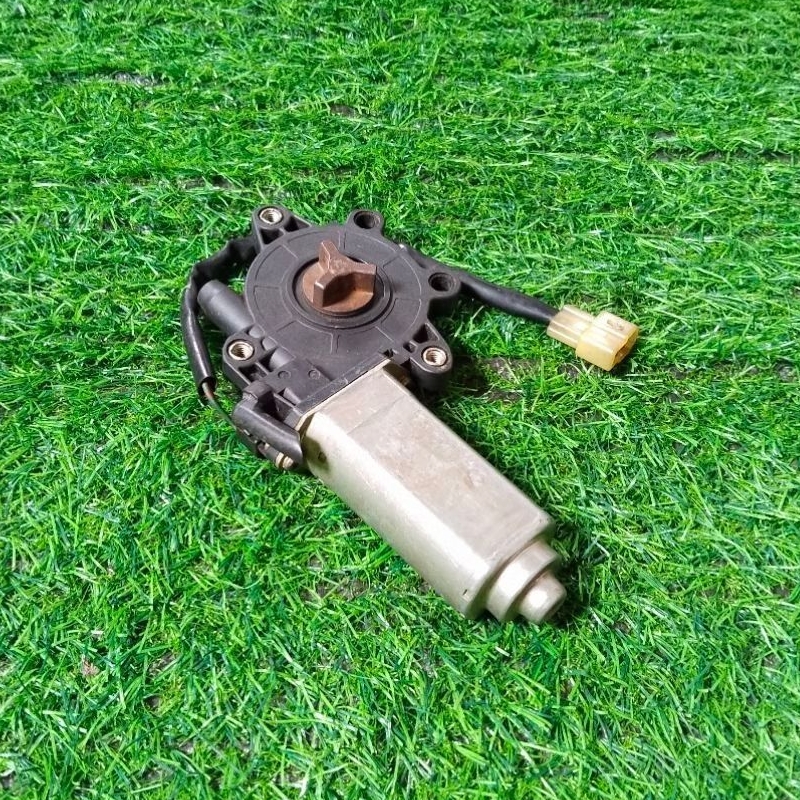 Motor Dinamo Regulator Power Window Pintu Depan Kanan Mitsubishi Lancer Evo 3 Original