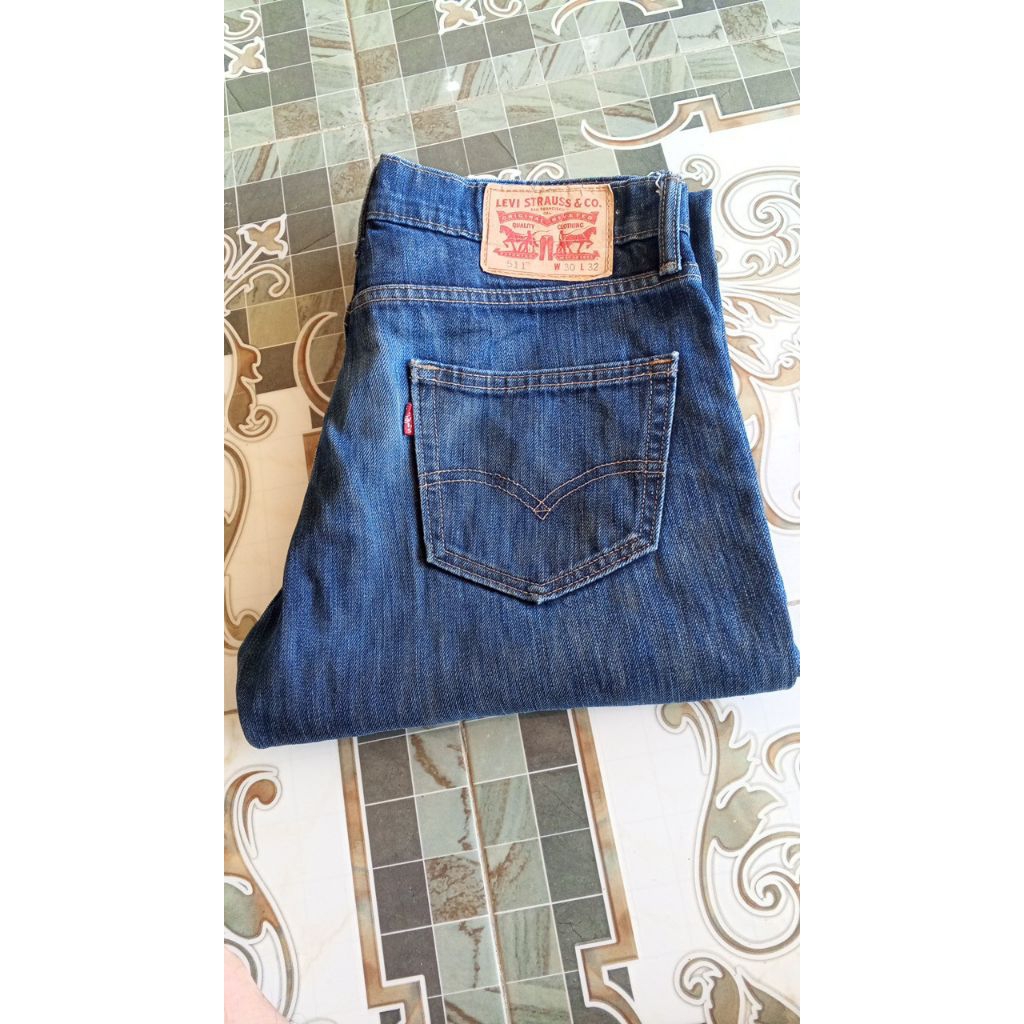 Celana Jeans Denim second Bekas Branded pl Levi’s 511 Size 30