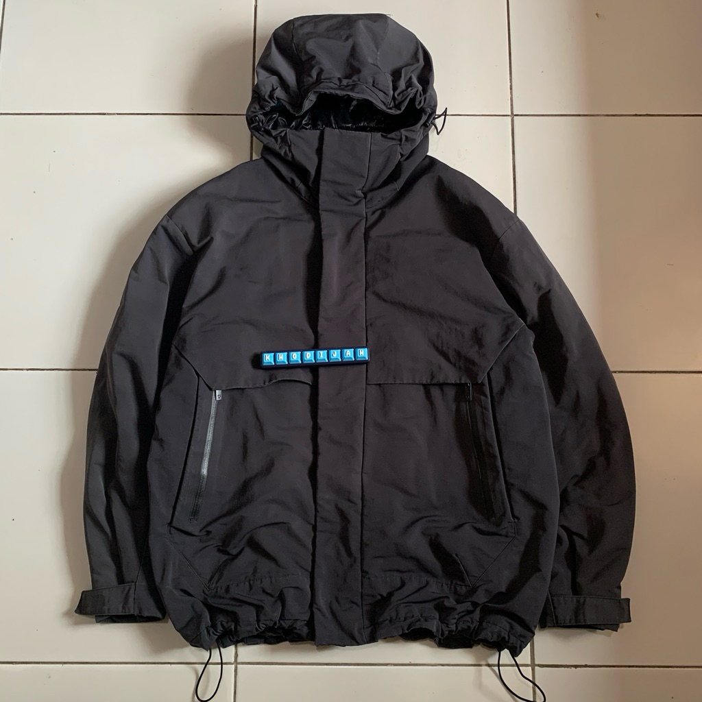 Jaket Uniqlo Hybrid Down Jacket