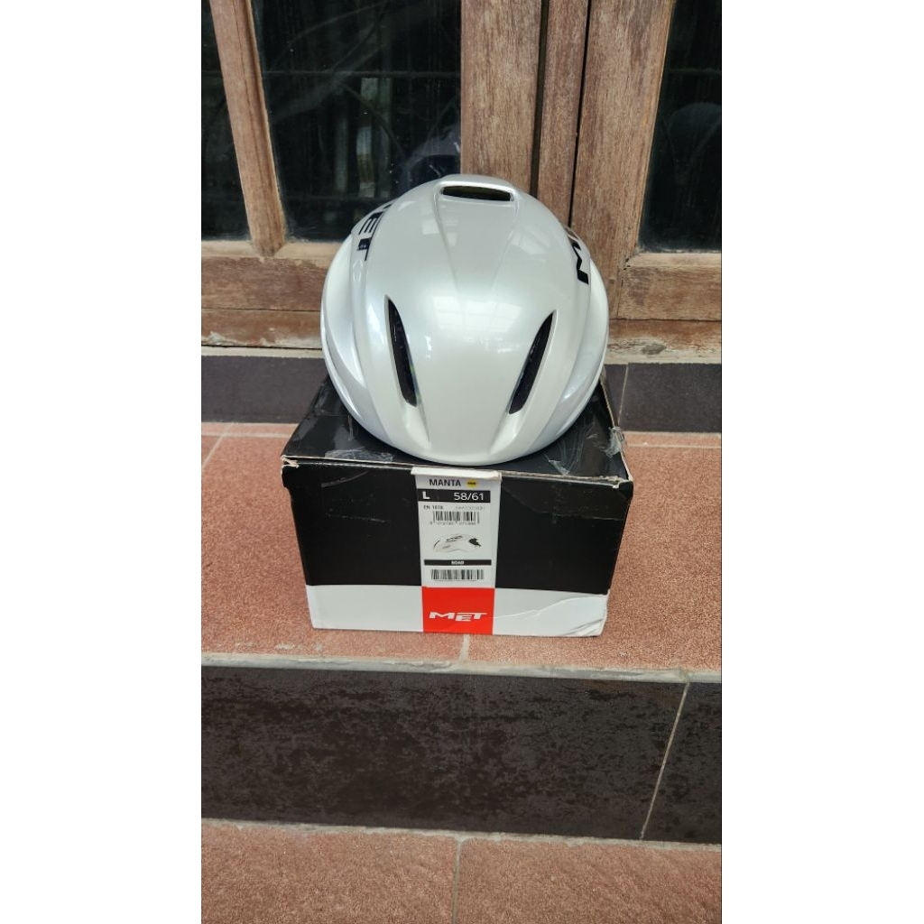 helm sepeda met manta sz L