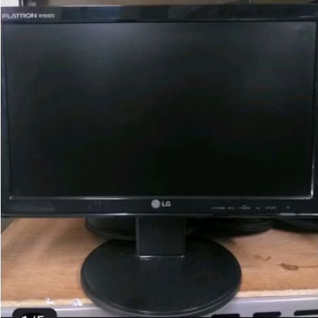 LG Monitor LCD 16 Inch Normal Flatron W1642S untuk Penggunaan Harian