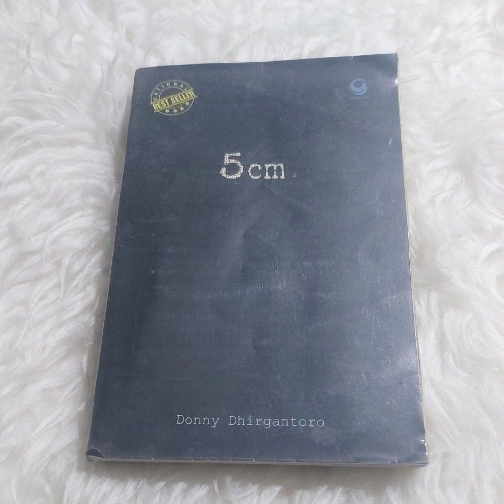 novel preloved 5cm