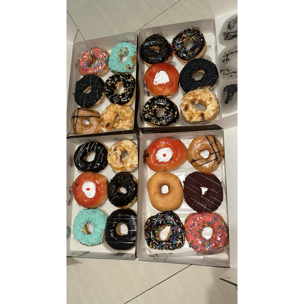 

KULINER DONAT AENKA (BY ORDER ONLY)