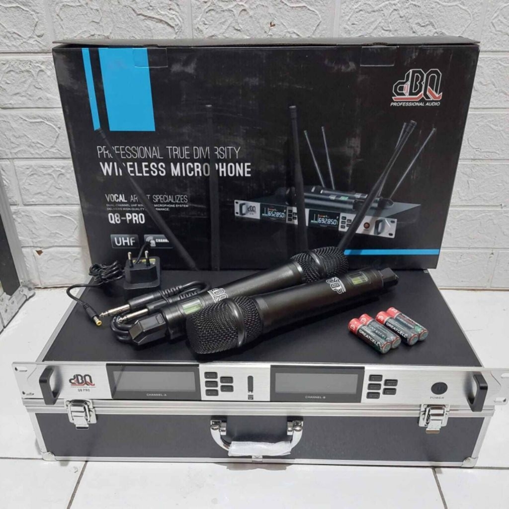 MIC Q8PRO BLACK EDITION DBQ / MIC WIRELESS Q80RO DBQ / MIC WIRELESS