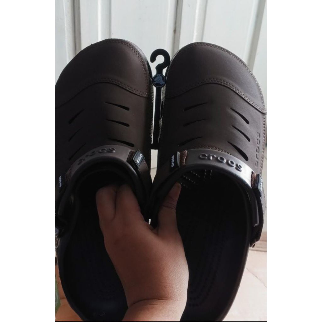 Crocs man W8 (41-42)