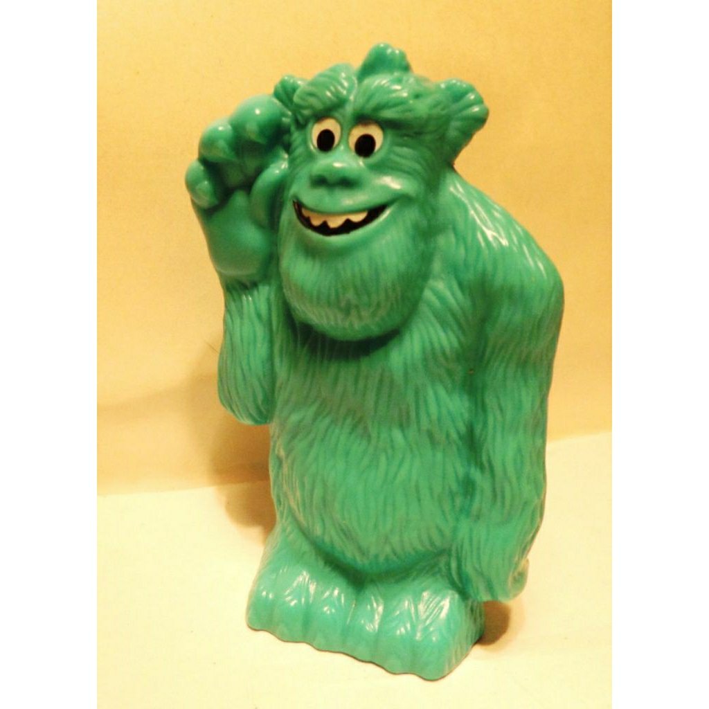 Action figure Sulley" Sullivan dari film Disney•Pixar Monsters, Inc..
