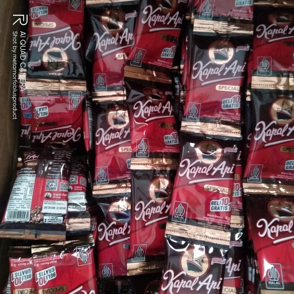 

Kopi Kapal Api 6 gr sachet per renteng isi 10+1