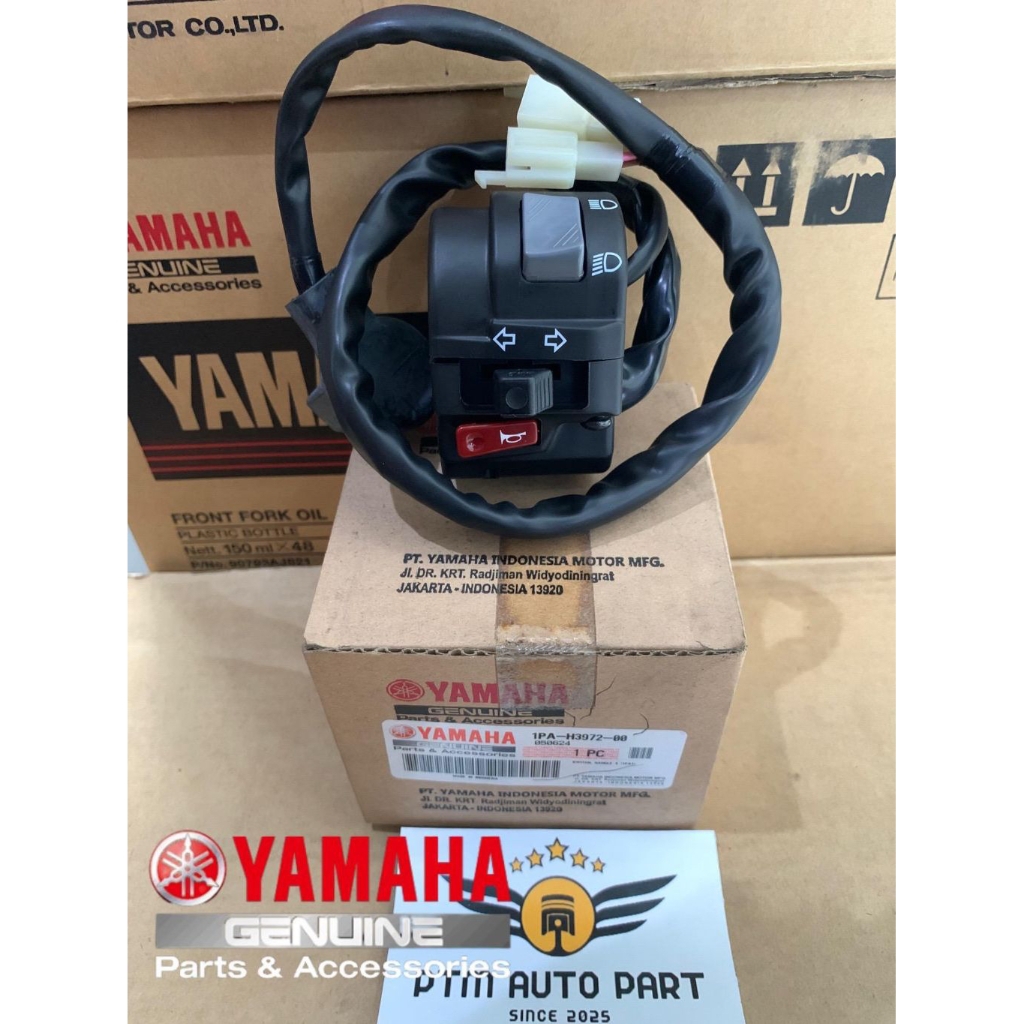 HOLDER SAKLAR KIRI NEW VIXION LED NVL ORIGINAL YAMAHA KODE 1PA-H3972-00