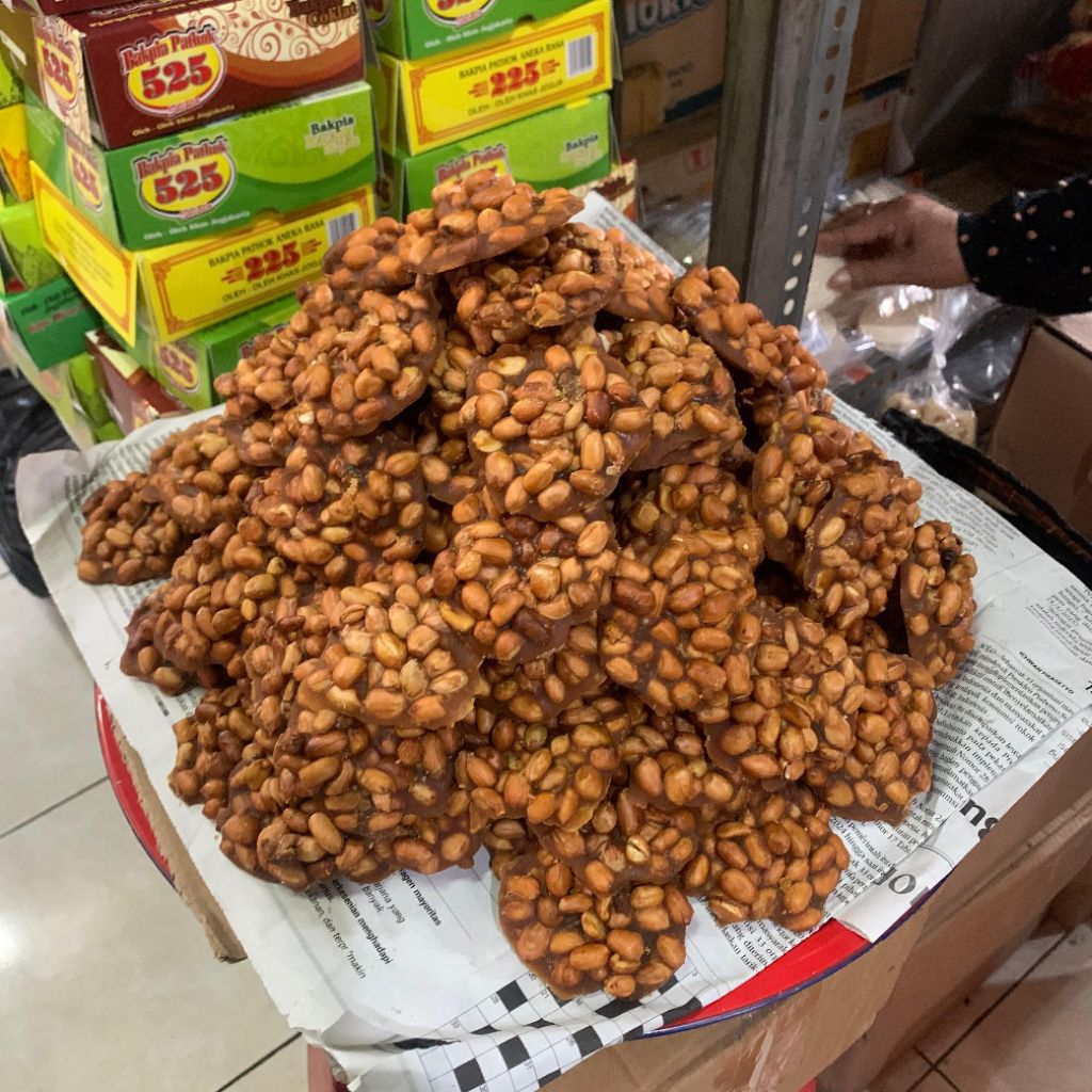 

Ampyang Kacang 250gr enak murah