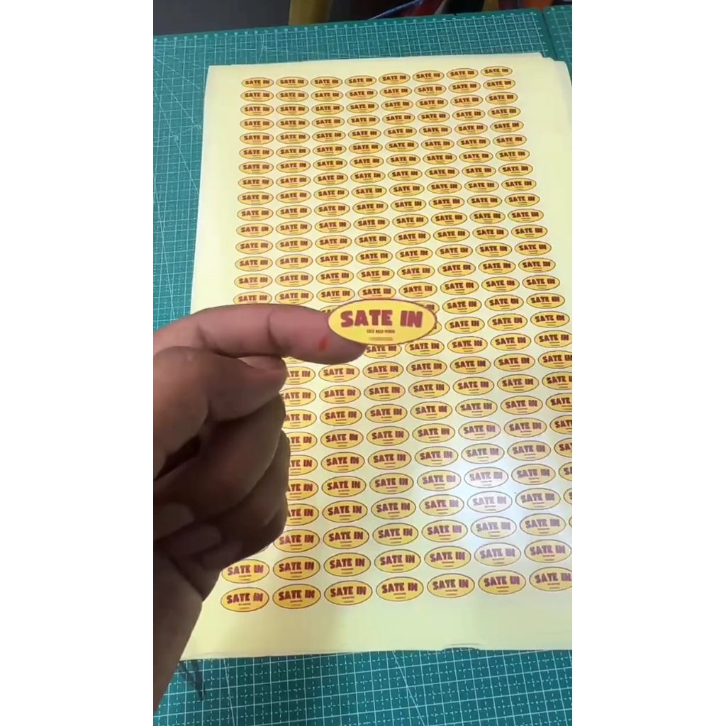 

stiker A3 castom stiker castom 1 hari jadi stiker free disain