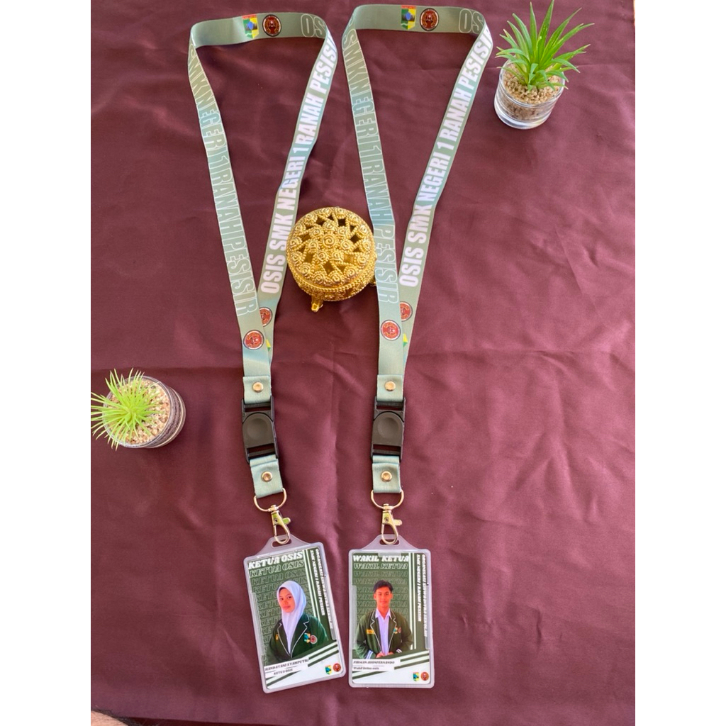 

CARD/LANYARD CUSTOM