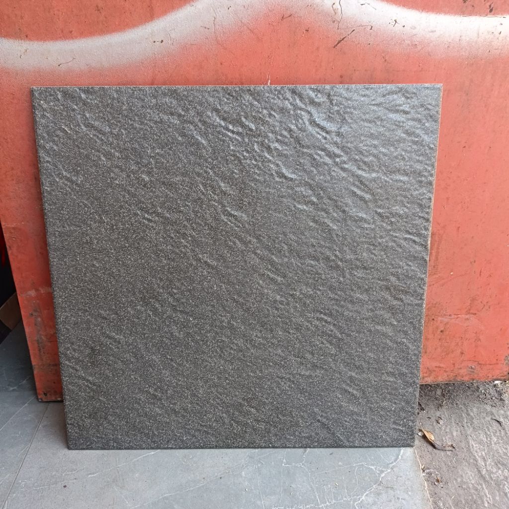 Keramik lantai kasar timbul Blanca graphite black kia