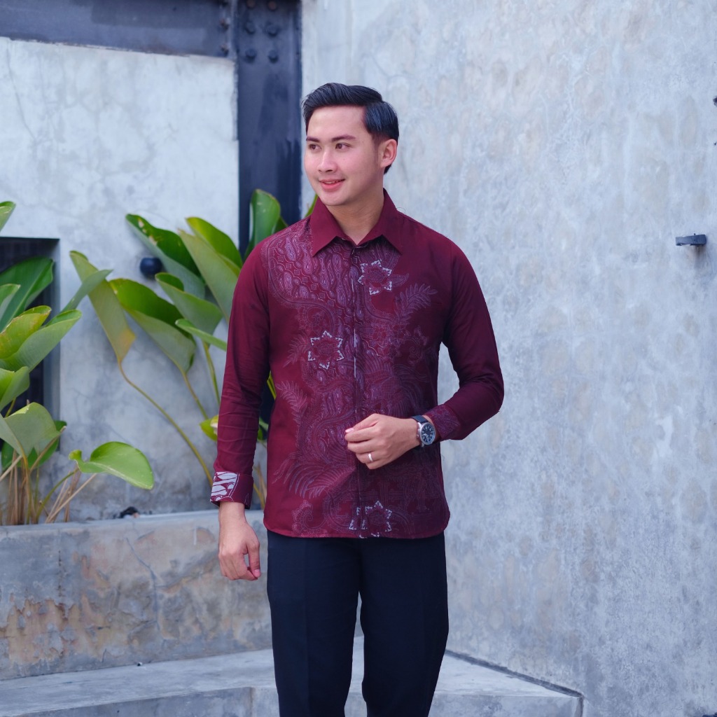 kemeja batik pria lengan panjang merah burgundy batik remaja pria kondangan kantor kasual