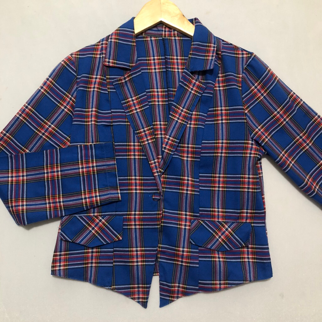 Blazer tartan size S outer semi crop lengan panjang jas vintage light academia sku 1178