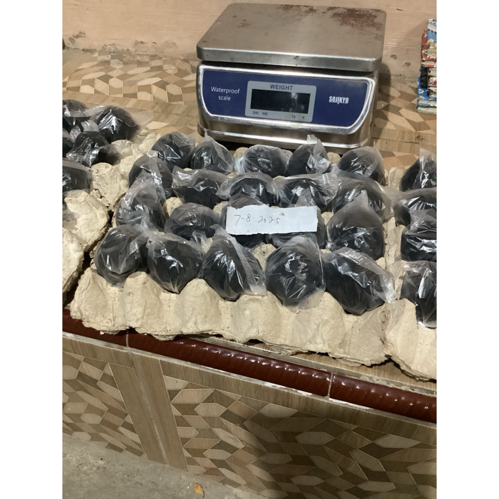 

TELUR BEBEK ASIN UNTUK DIKONSUMSI