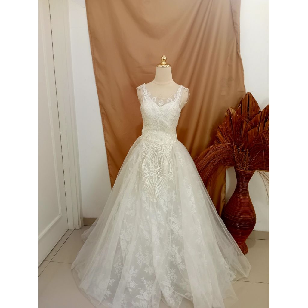 sewa gaun pengantin-sewa wedding dress-sewa baju pengantin