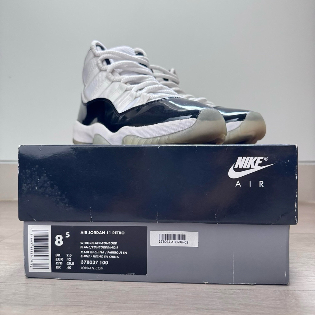 Air Jordan 11 High - Black Concord size US 8,5