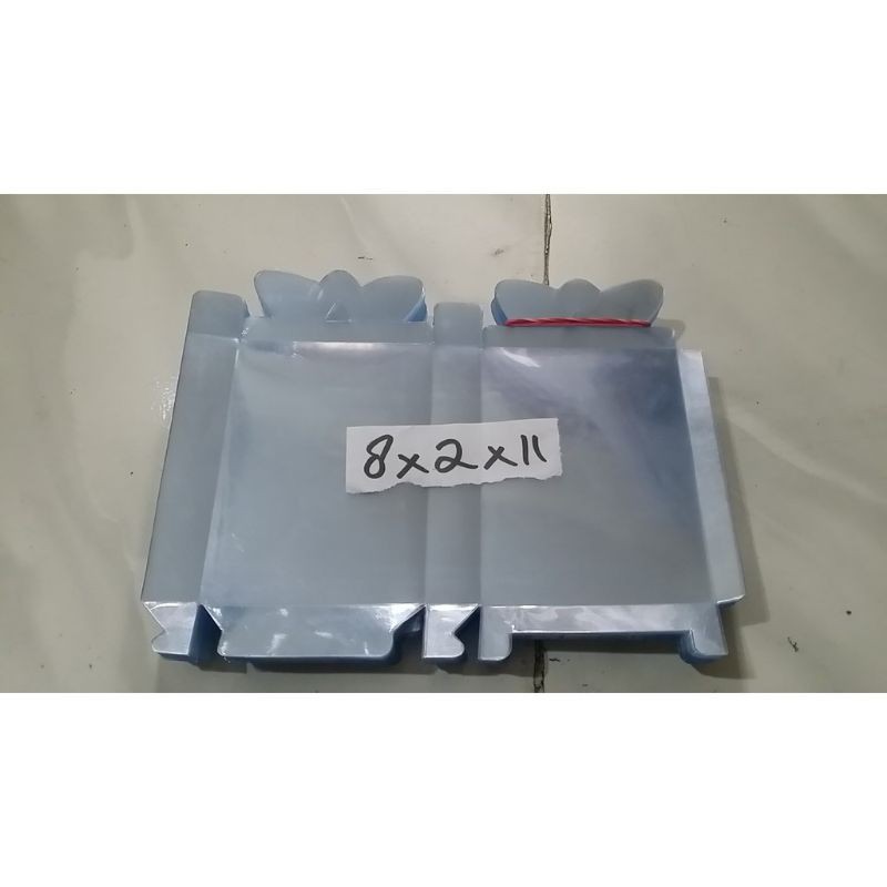 

Kotak Mika Souvenir & Kemasan Souvenir Uk. 5 x 5 x 25 cm Kupu Button Lock