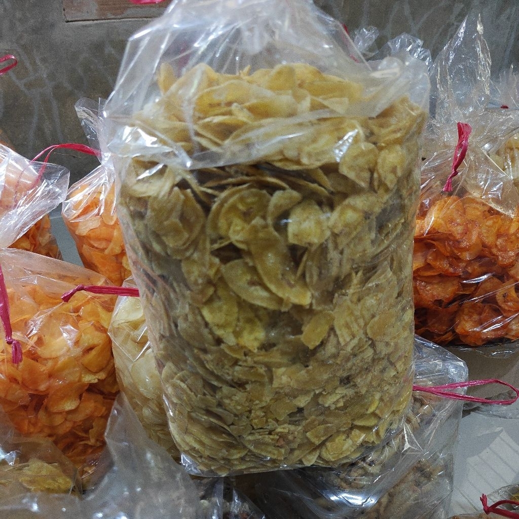 

Kripik Pisang 200 gr Hasil Olahan Ibu-ibu Cianjur Selatan