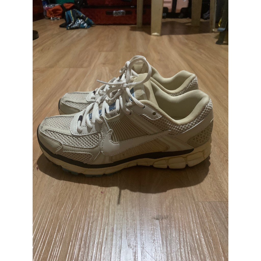 

Nike Vomero 5 Oatmel (SECOND)