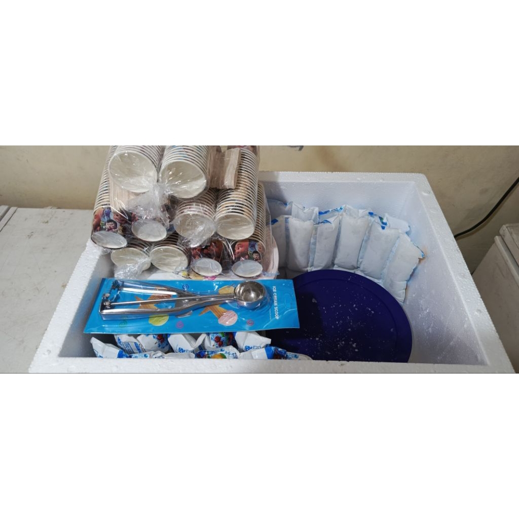 

paket ice cream hajatan sunatan ulang tahun es krim /eskrim event/ ice cream arisan/es grim lamaran ice cream murah bekasi eskrim pernikahan