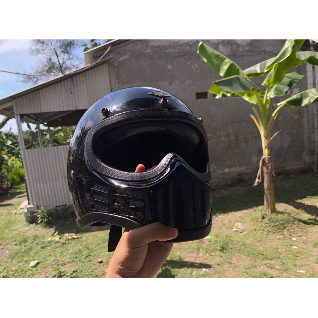 helm cakil soc orginal size L kondisi good second mulus