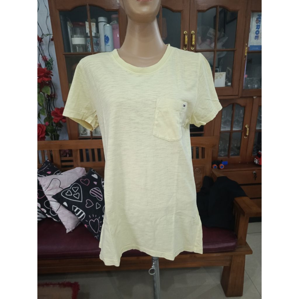 atasan kaos wanita kuning