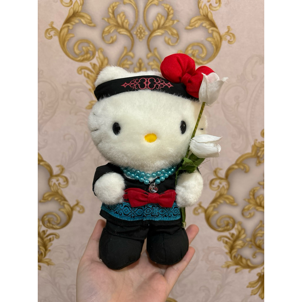 Boneka dear daniel hello kitty Pirika Hokkaido