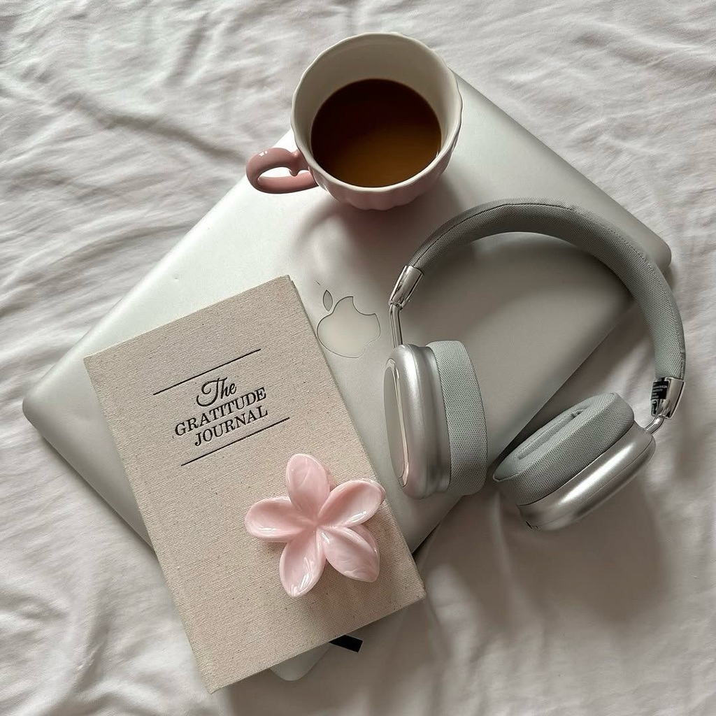 

Gratitude Journal / Buku Diary Aesthetic / Buku Jurnal Berkualitas