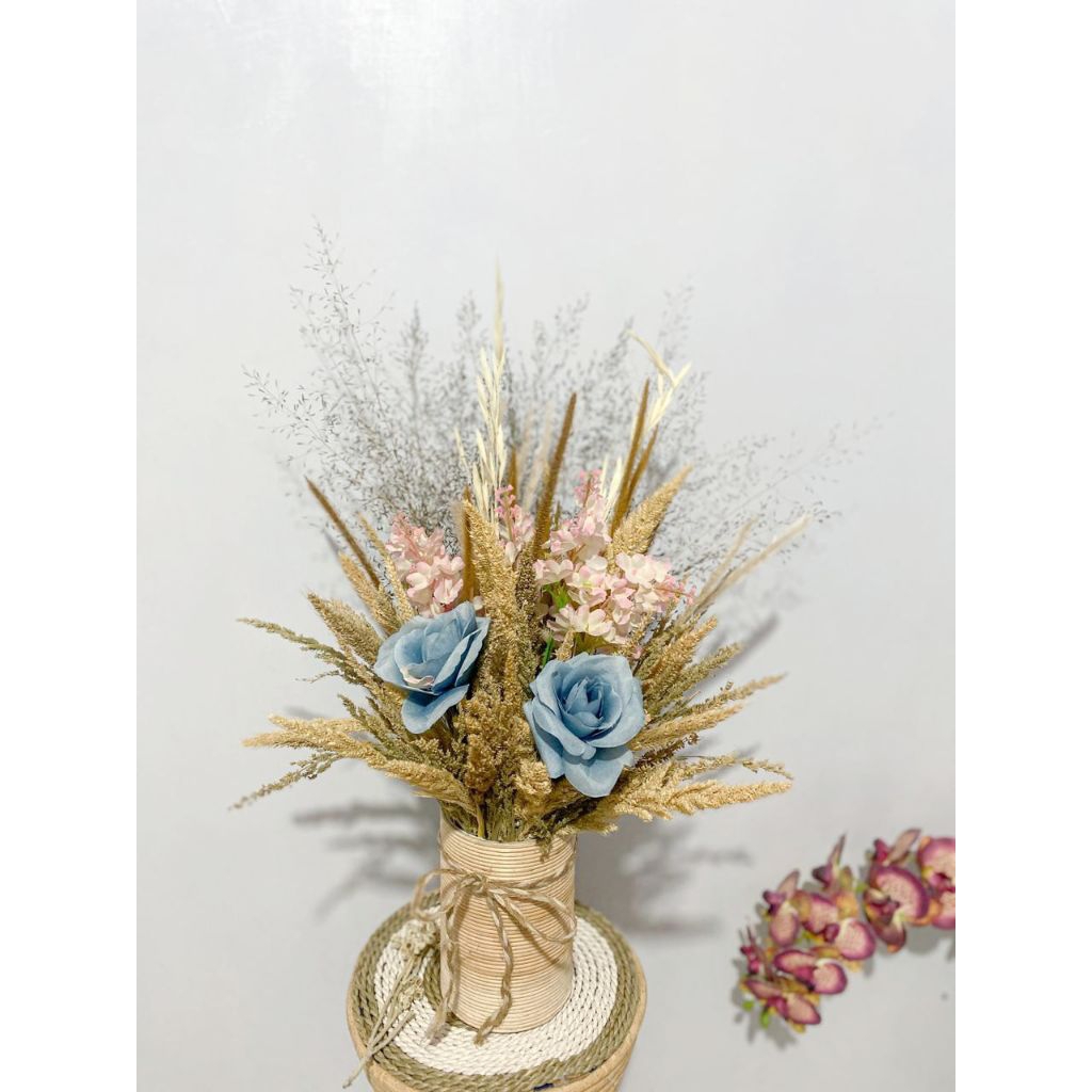 set bunga aesthetic, vas aesthetic, vas bunga, vas bunga kering, bunga hisan meja, bunga mawar, bung