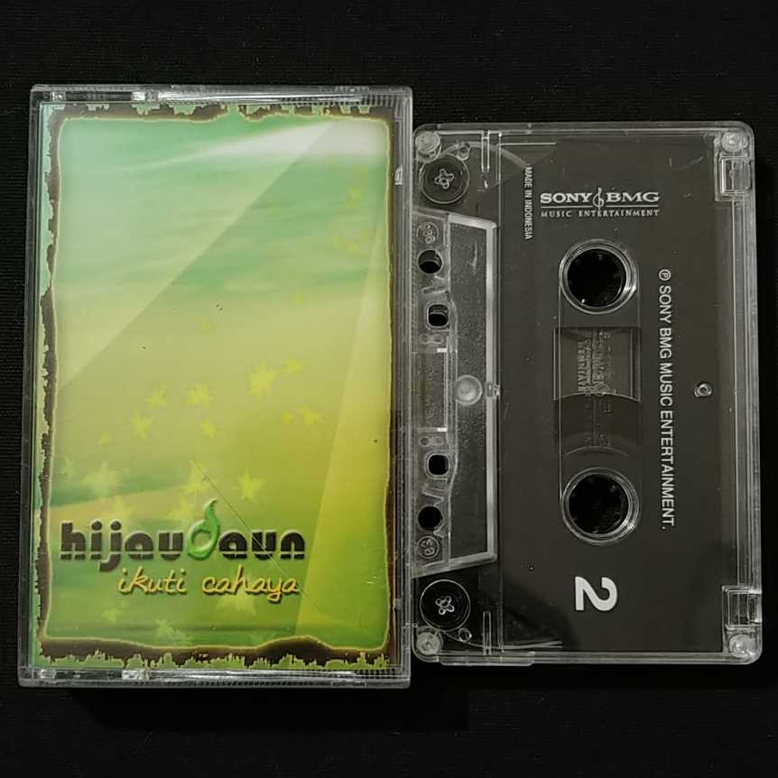 Kaset Pita Hijau Daun album Ikuti Cahaya