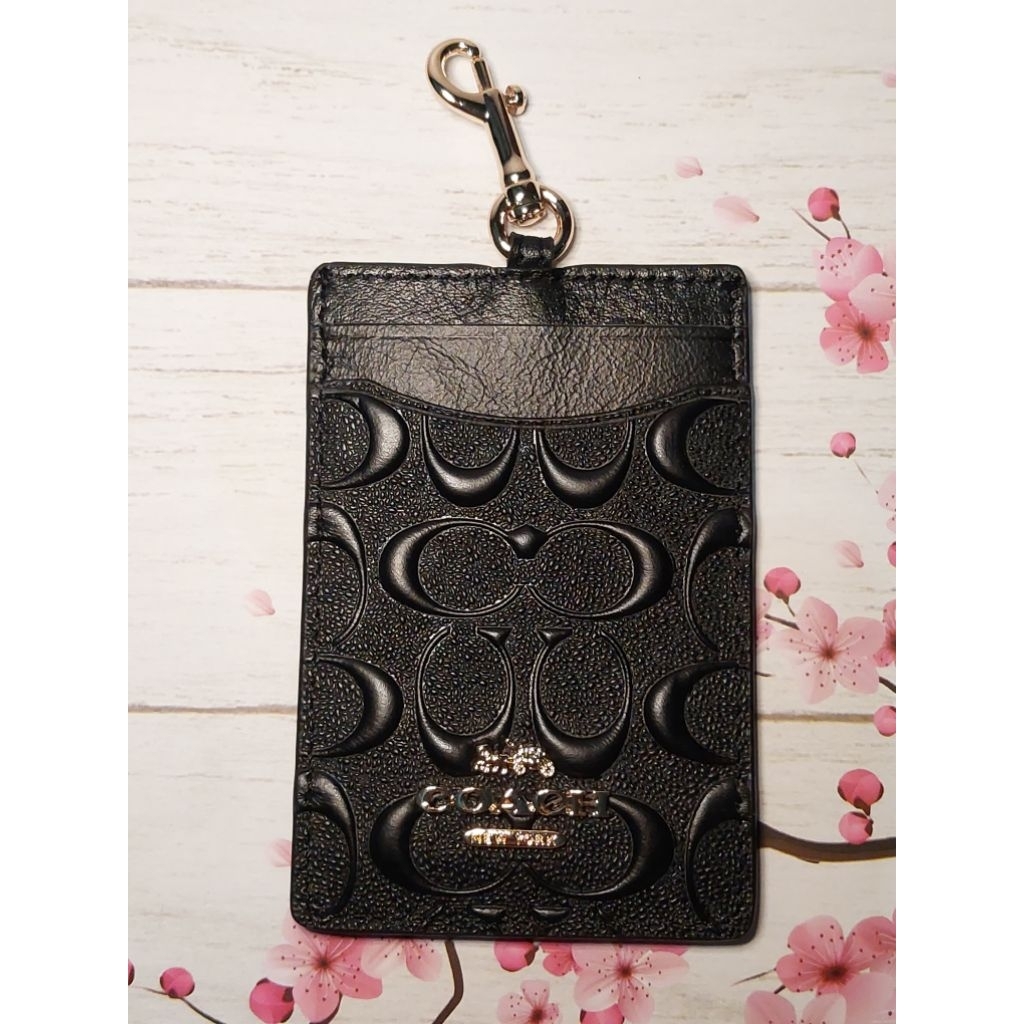 

LANYARD/NAME TAG KULIT BLACK EMBOSS