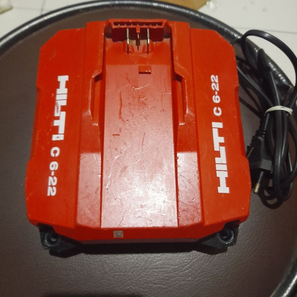 Hilti charger C 6-22 bekas original