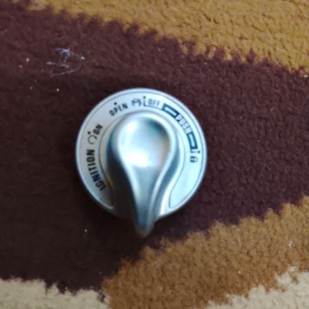 Tombol knob keyless  kunci kontak Yamaha NMAX LEXY FAZIO AEROX