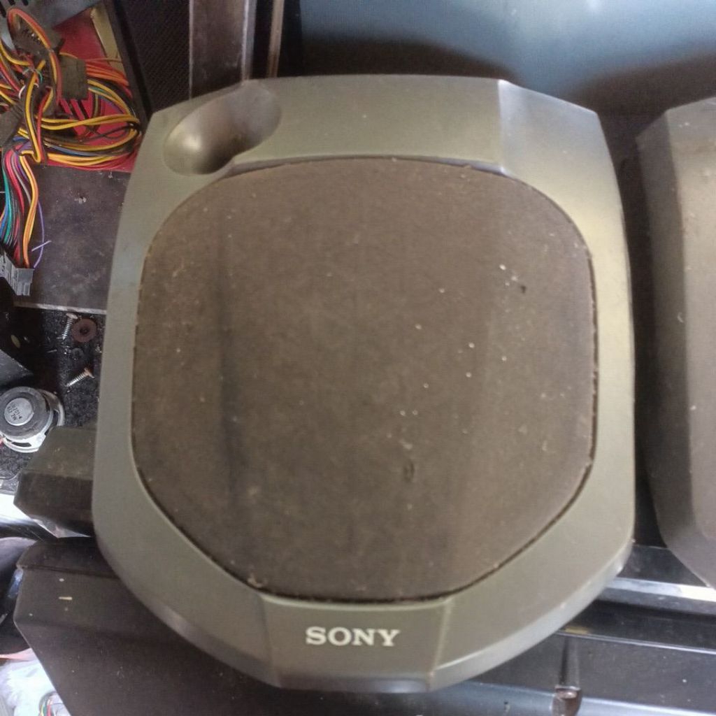 speaker sony model no.ss-sr101h