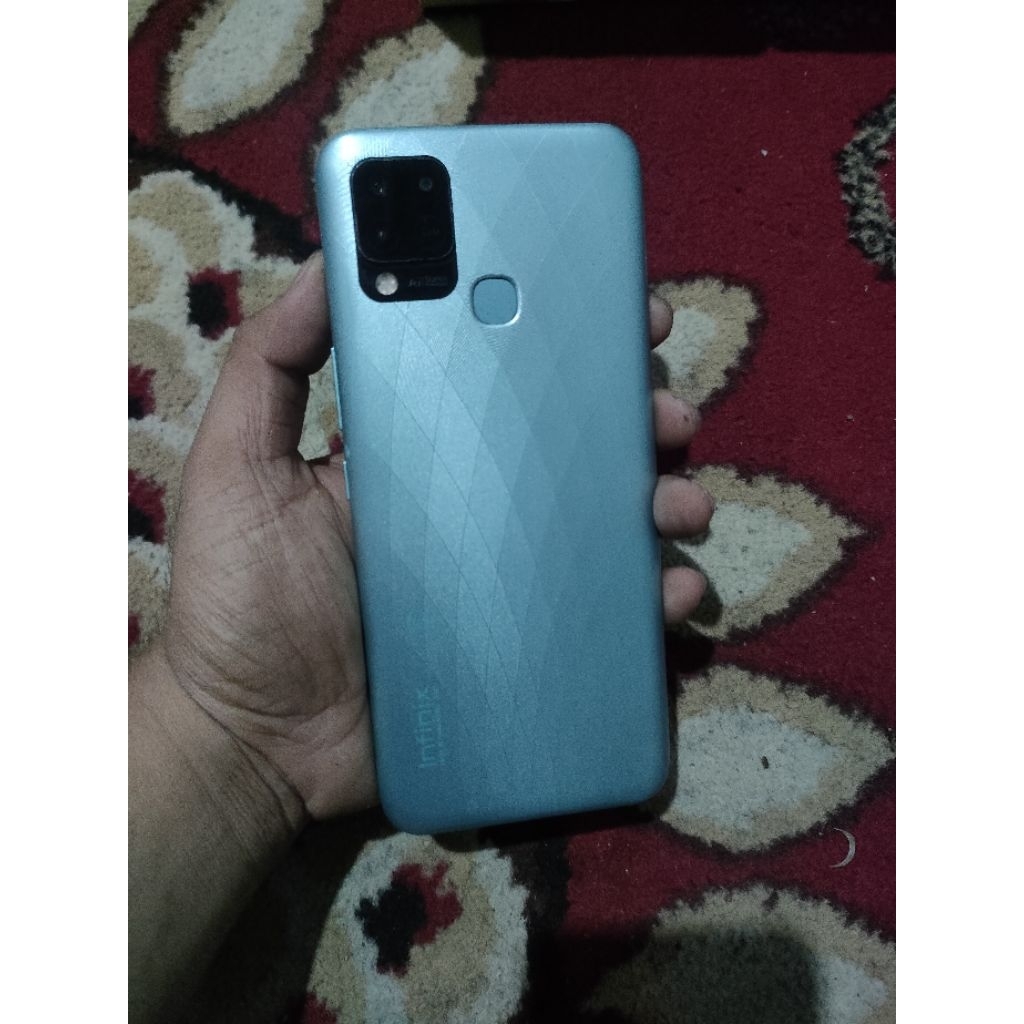 Infinix hot 10s Ram 6/128 original helio g85 gaming kondisi siap pakai