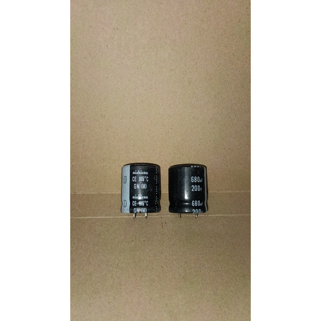 8222 kapasitor capacitor elco elko 680uf 680 uf 200v 200volt 200 volt nichicon jepang
