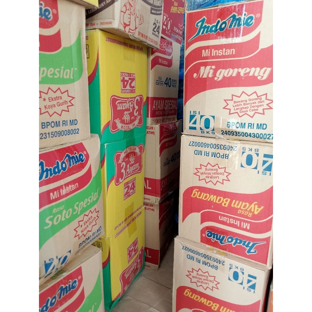 

Indomie goreng dan aneka mie instan