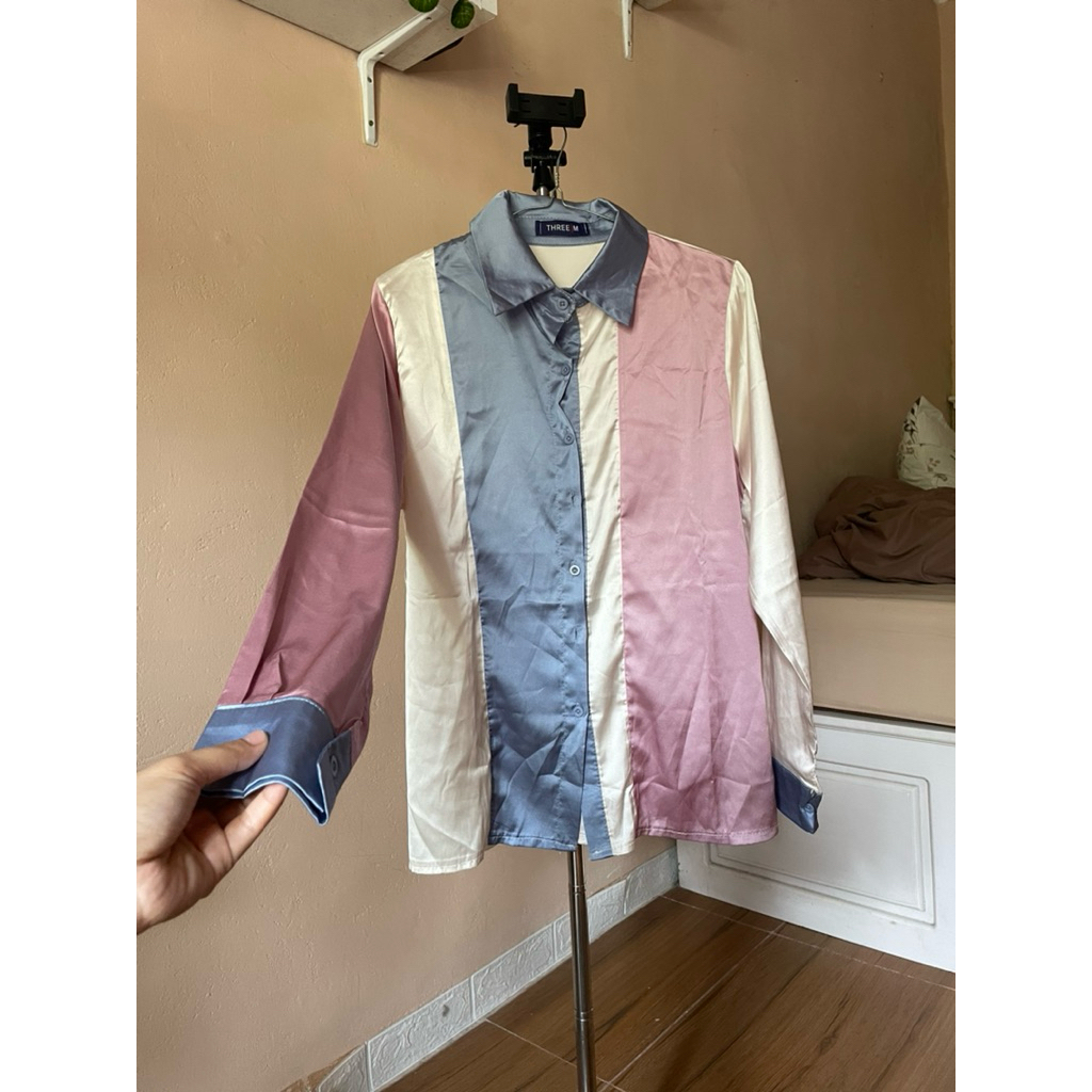 Kemeja blouse Wanita Two tone BRAND THREE M