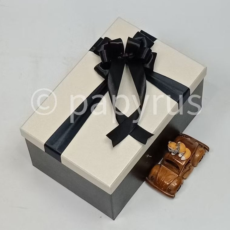 PAPYRUS Kombinasi 20x30 Tinggi 15cm Kotak Kado Gift Box Hardbox Hampers V3