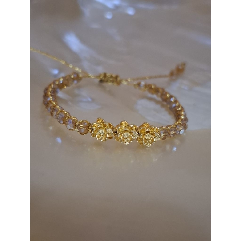 Gelang kristal dengan 3 charm hongkong emas 999
