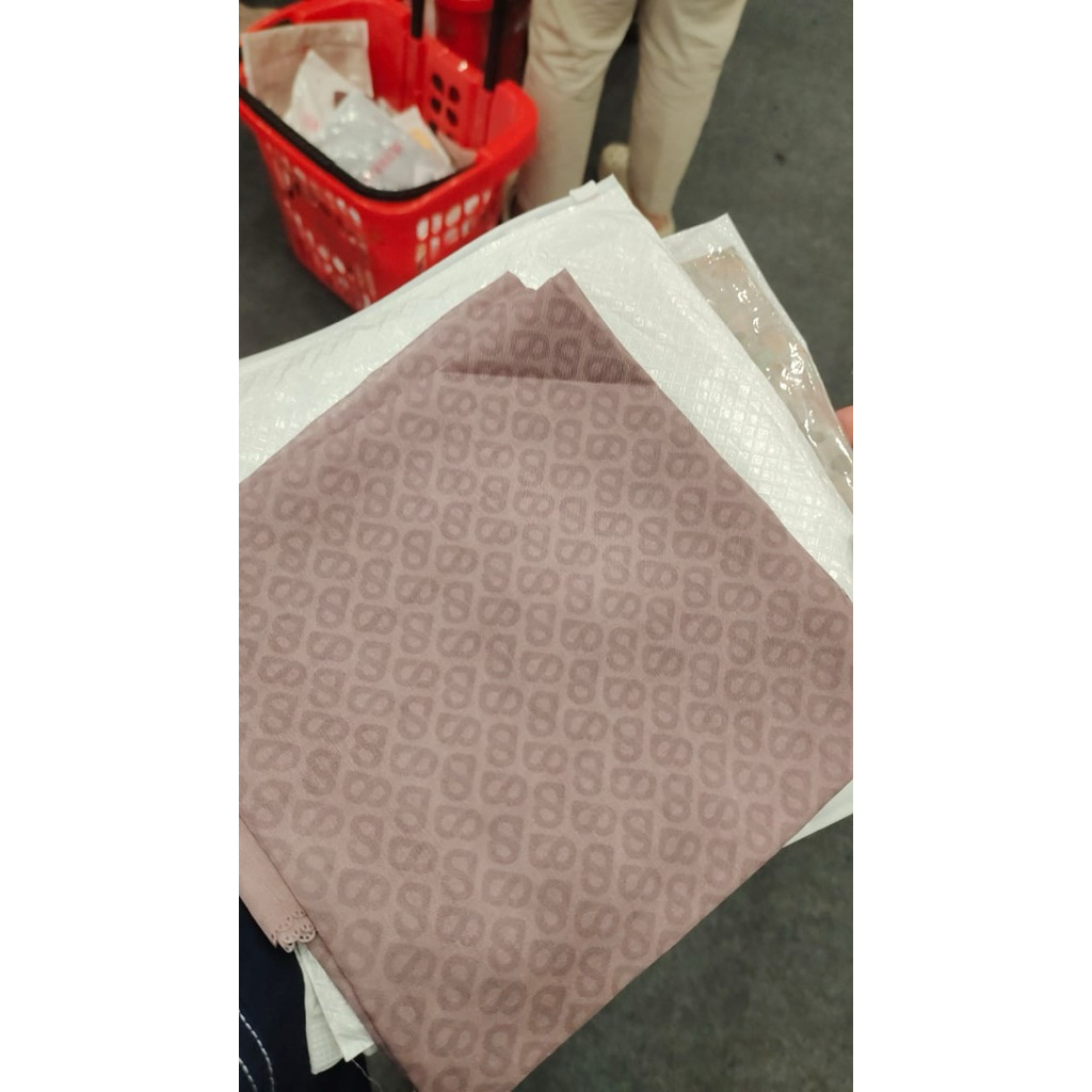 Buttonscarves Tapis Lotus