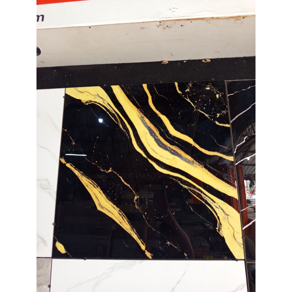 Granit Lanta hitami Glossy 60x60 Glazed polished - Ara