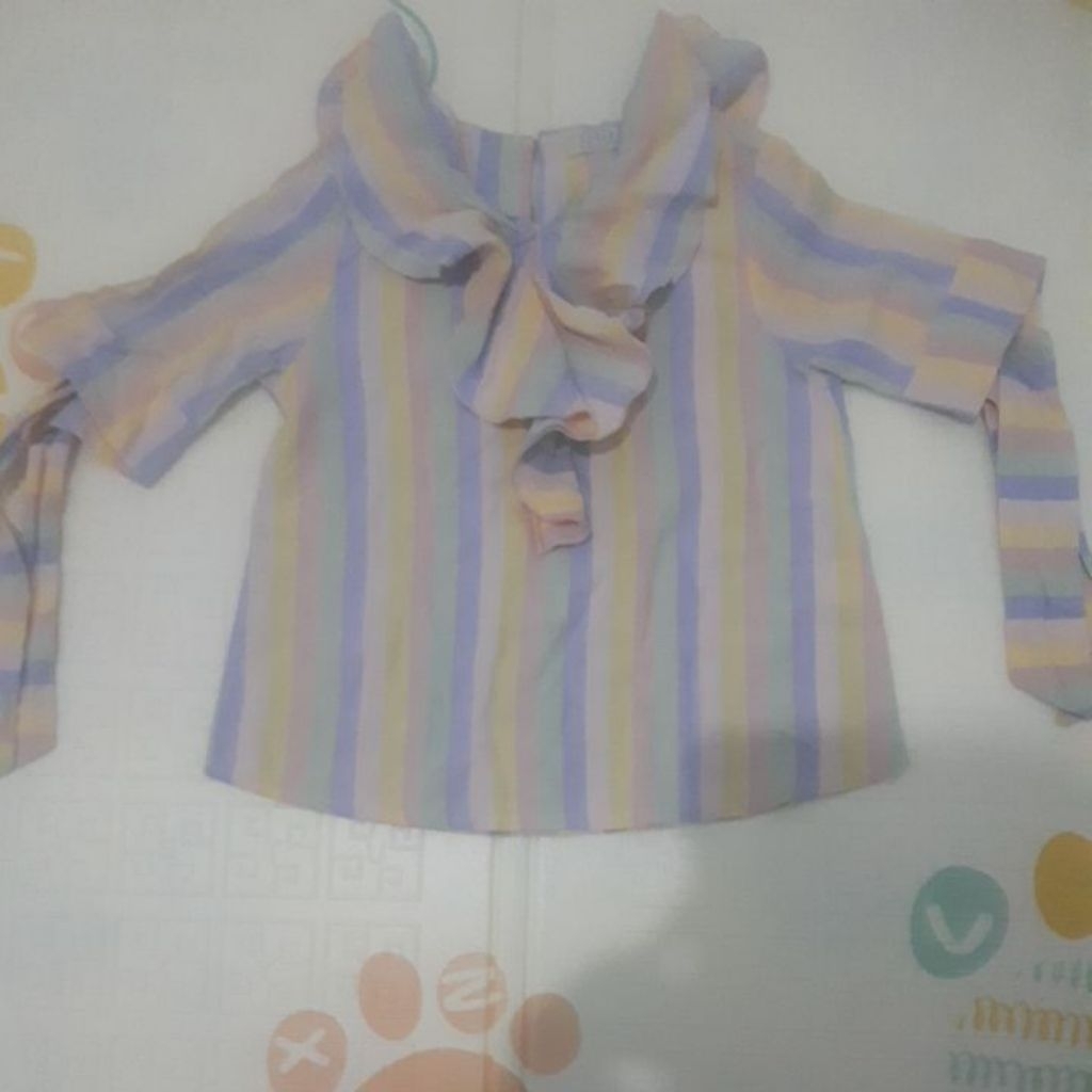 preloved blouse anak perempuan brand CURLY