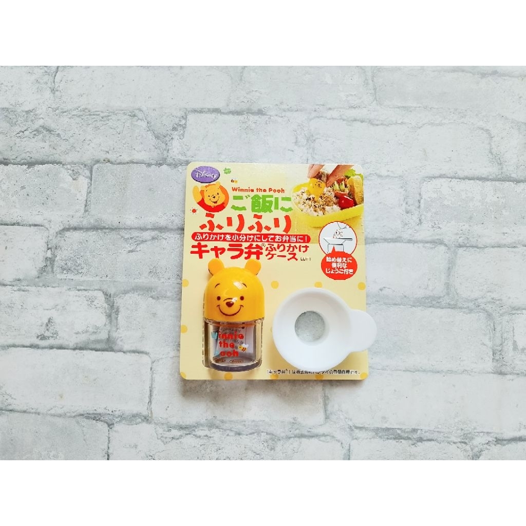 Tempat Wadah Case Botol Furikake Tomica Pooh Kitty RARE
