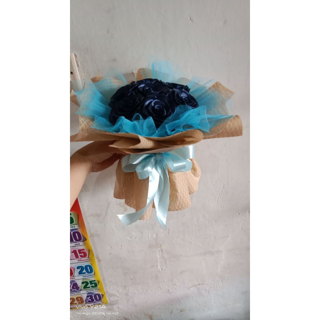 

kelopak bunga dari pita satin uk4cm perpack isi 100pc