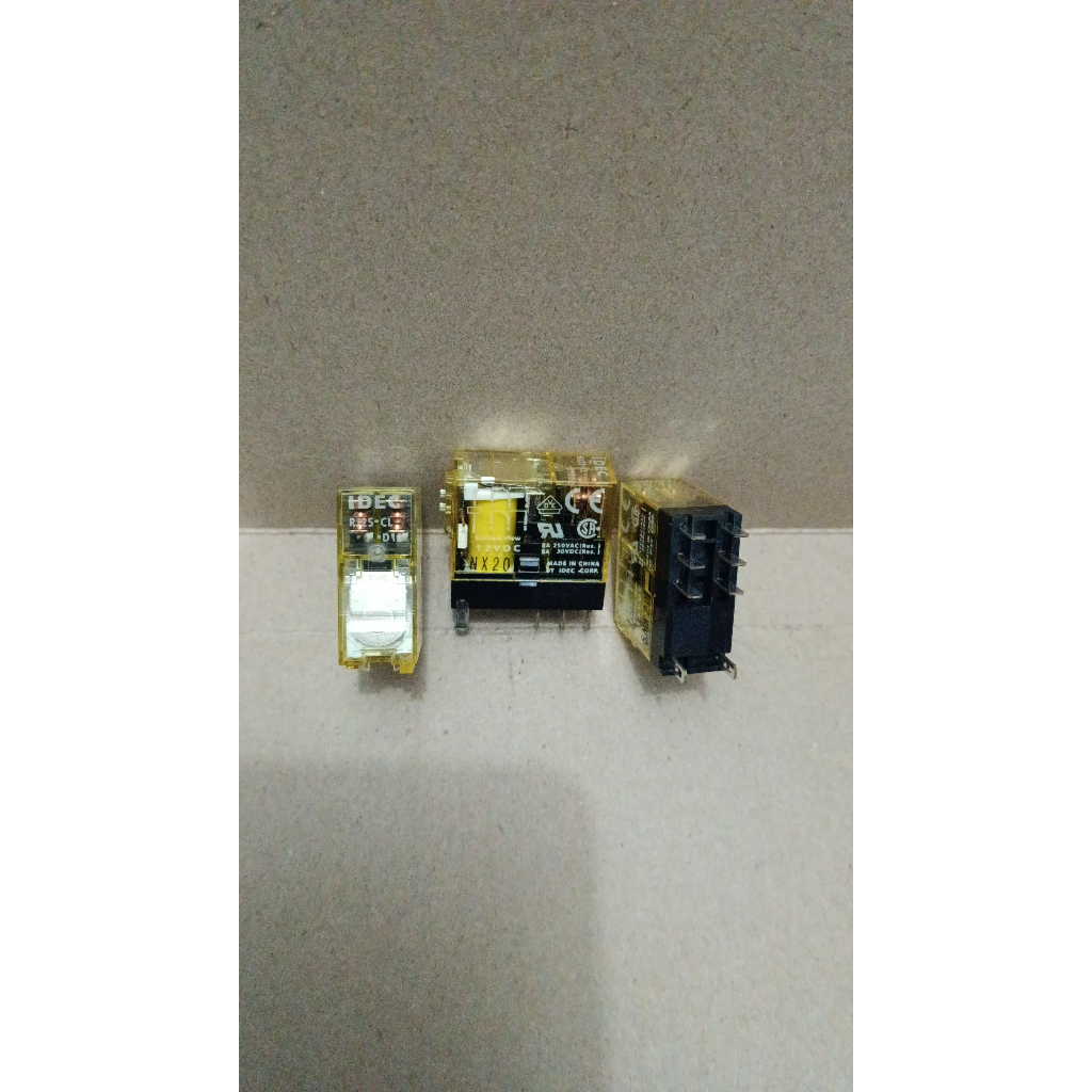 8124 relay relai rilai idec rj2s-cl-d12 12volt 12v 12 volt 8pin 8p 8kaki 8 pin kaki